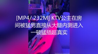 伪娘3P 女装变态人夫一挑二 被两小哥哥前后夹击 上下嘴同吃 牛子甩甩很舒坦