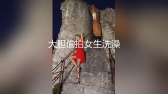 [MP4/ 486M] 大奶熟女阿姨 跟老公打着电话被强上了 被小哥哥操的很舒坦