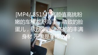 大奶熟女人妻 嗯舒服 骚逼想要了 脱了裤子把鸡吧口硬了自己上位全自动 被无套输出 白浆都操出来了