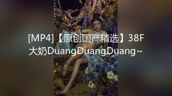 CD大师动漫展尾随偷拍几个气质美女裙底风光蓝洛丽塔银高跟精致小仙女粉色内裤又脏又湿太反差