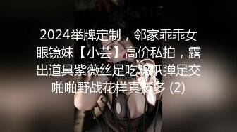 小胖哥暗藏摄像头❤️偷拍和极品身材的美少妇啪啪全过程