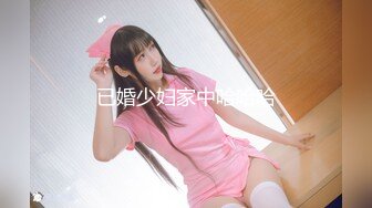 饥渴小哥宾馆微信约炮24小时上门服务的御姐型高挑长发美女按着头嘴当B洞使劲插一对车大灯非常赞