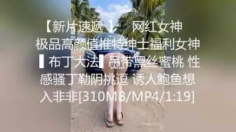 小情侣天天在家啪啪自拍 自己把逼掰开 眼镜男友人瘦弱鸡吧不小 操的女友直叫舒服