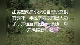 三个极品小乖乖，全程露脸精彩展示大秀直播，逼毛都没长齐的小骚货轮流掰开骚穴给狼友看